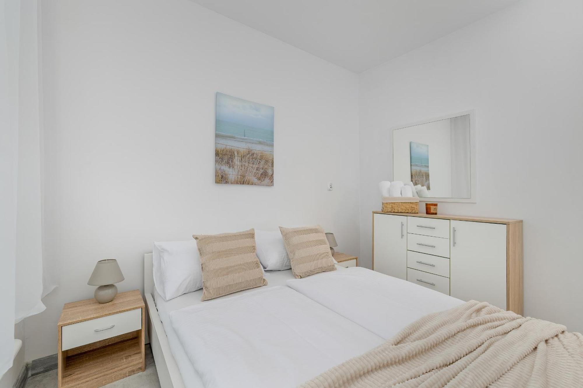 Family Apartments Herberta With Terrace And Parking By Rent Like Home Świnoujście Zewnętrze zdjęcie