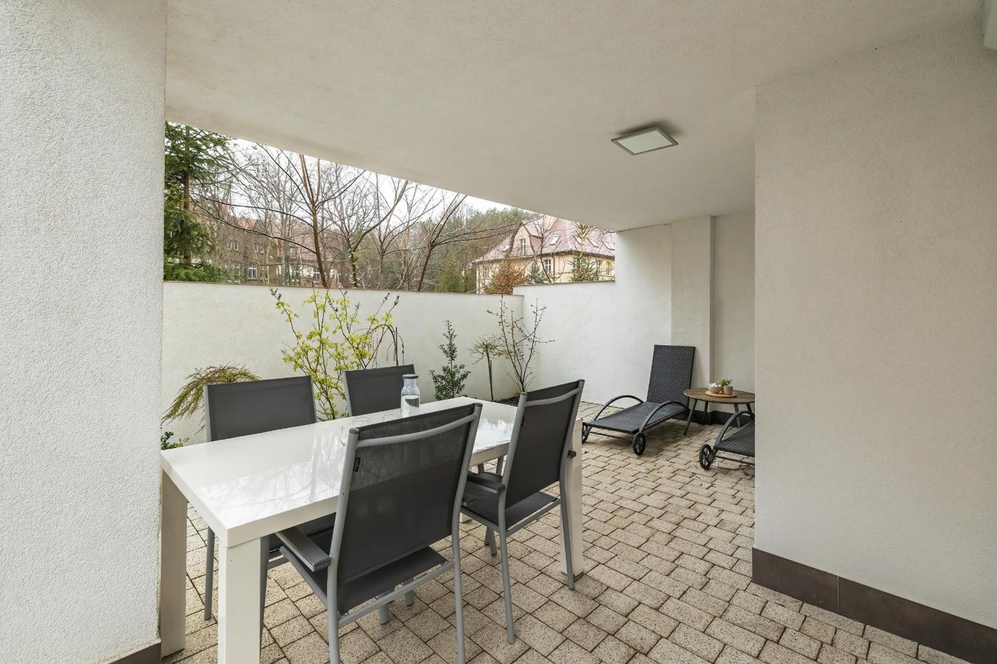 Family Apartments Herberta With Terrace And Parking By Rent Like Home Świnoujście Zewnętrze zdjęcie