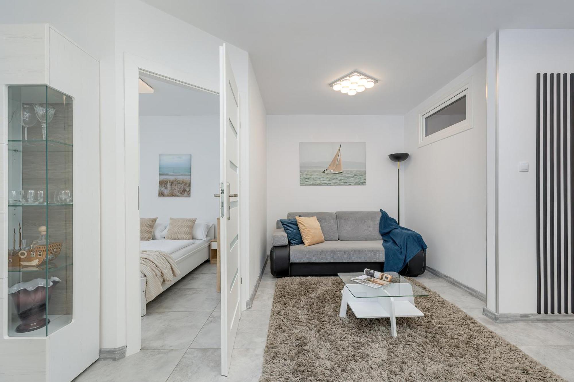 Family Apartments Herberta With Terrace And Parking By Rent Like Home Świnoujście Zewnętrze zdjęcie